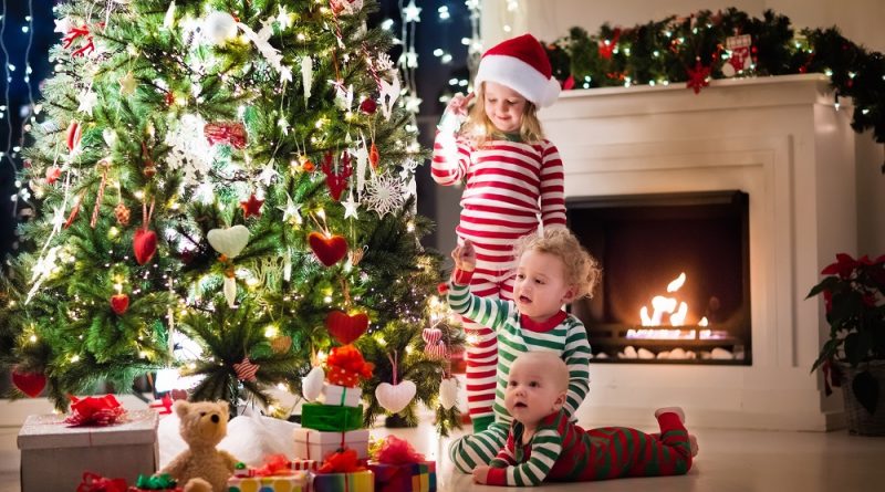 No Fail Infant & Toddler Gifts; Best gifts for baby #ToddlerGifts #BabyGifts #BabyfirstChristmas