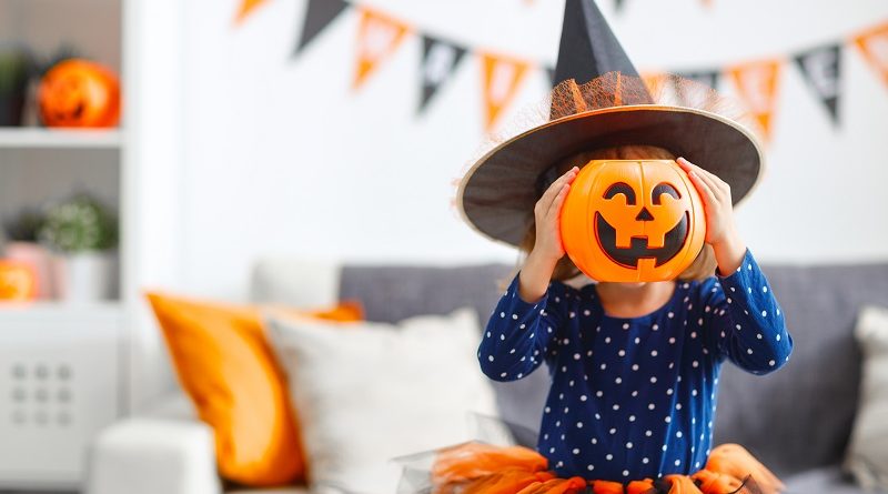Halloween Costume Party Ideas for Baby #MommysPlaybook