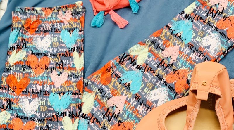 Valentine's Day at Dream Leggings