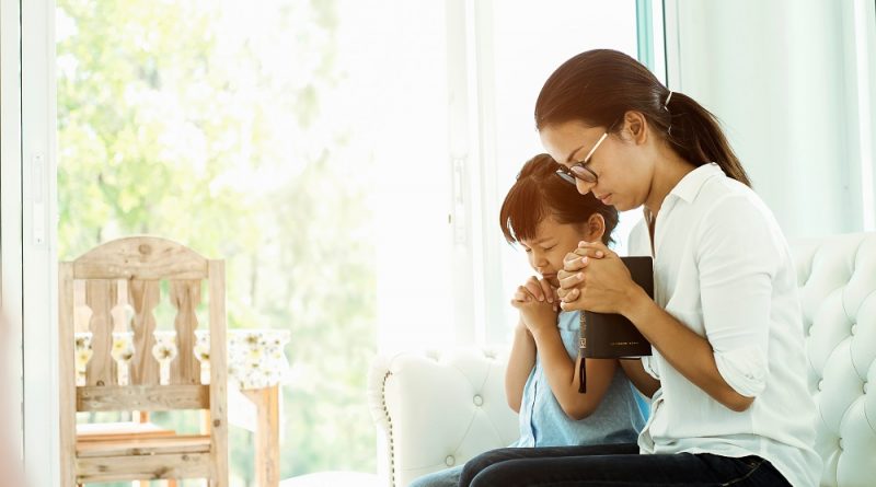 Praying for God's Provisions without Asking for Money #Prayer #FamilyFinances #HowtoPray
