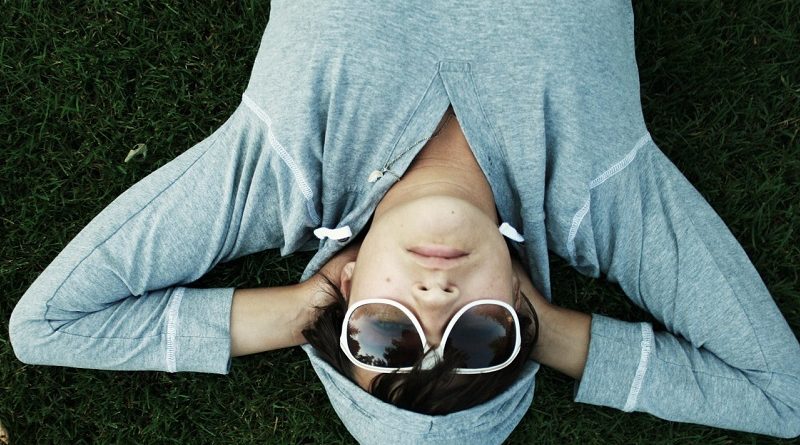 5 Signs Your Child is Self Harming #cutting #teensuicide #selfharm